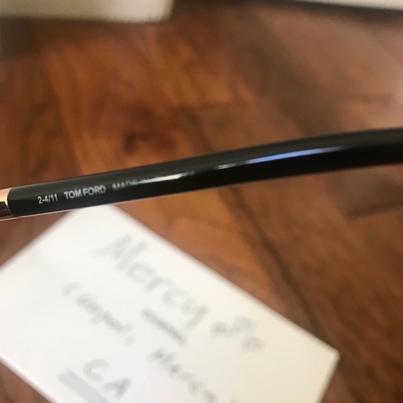 Tom Ford Sunglasses - Picture 8 of 8